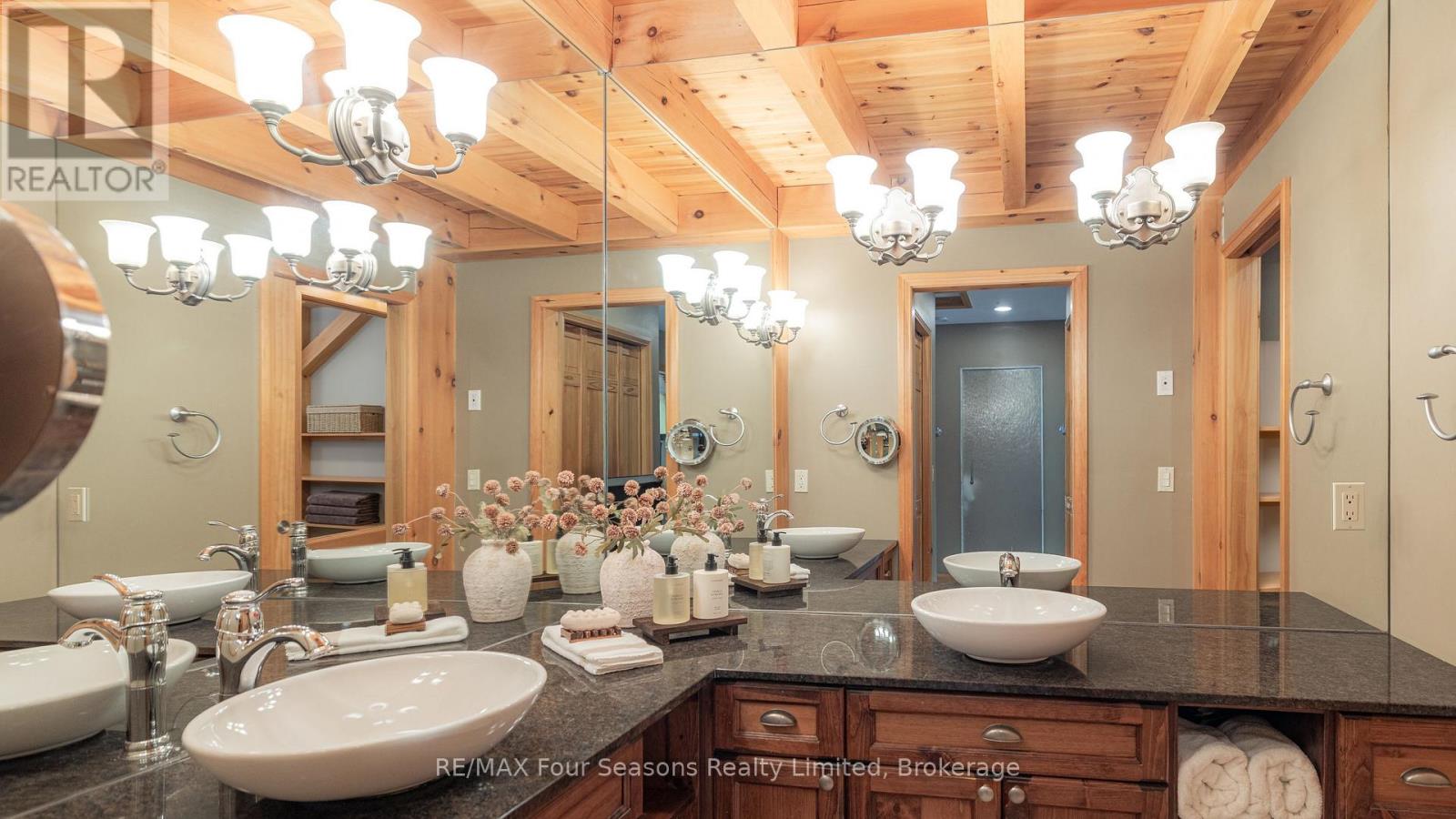 129 DAVOS DRIVE - Image 23