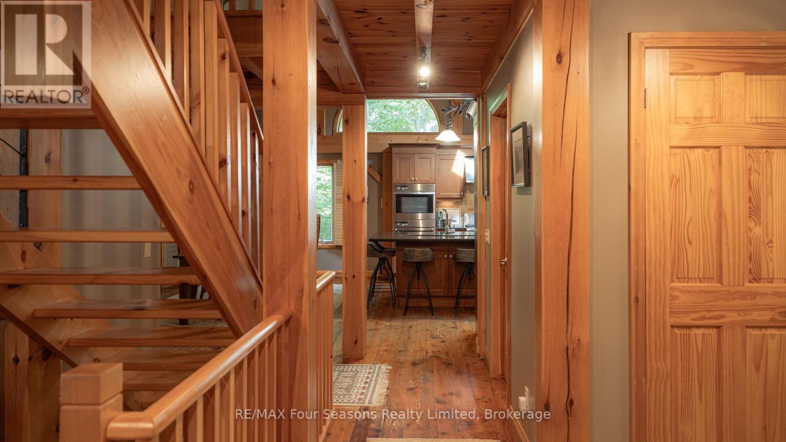 129 DAVOS DRIVE - Image 32