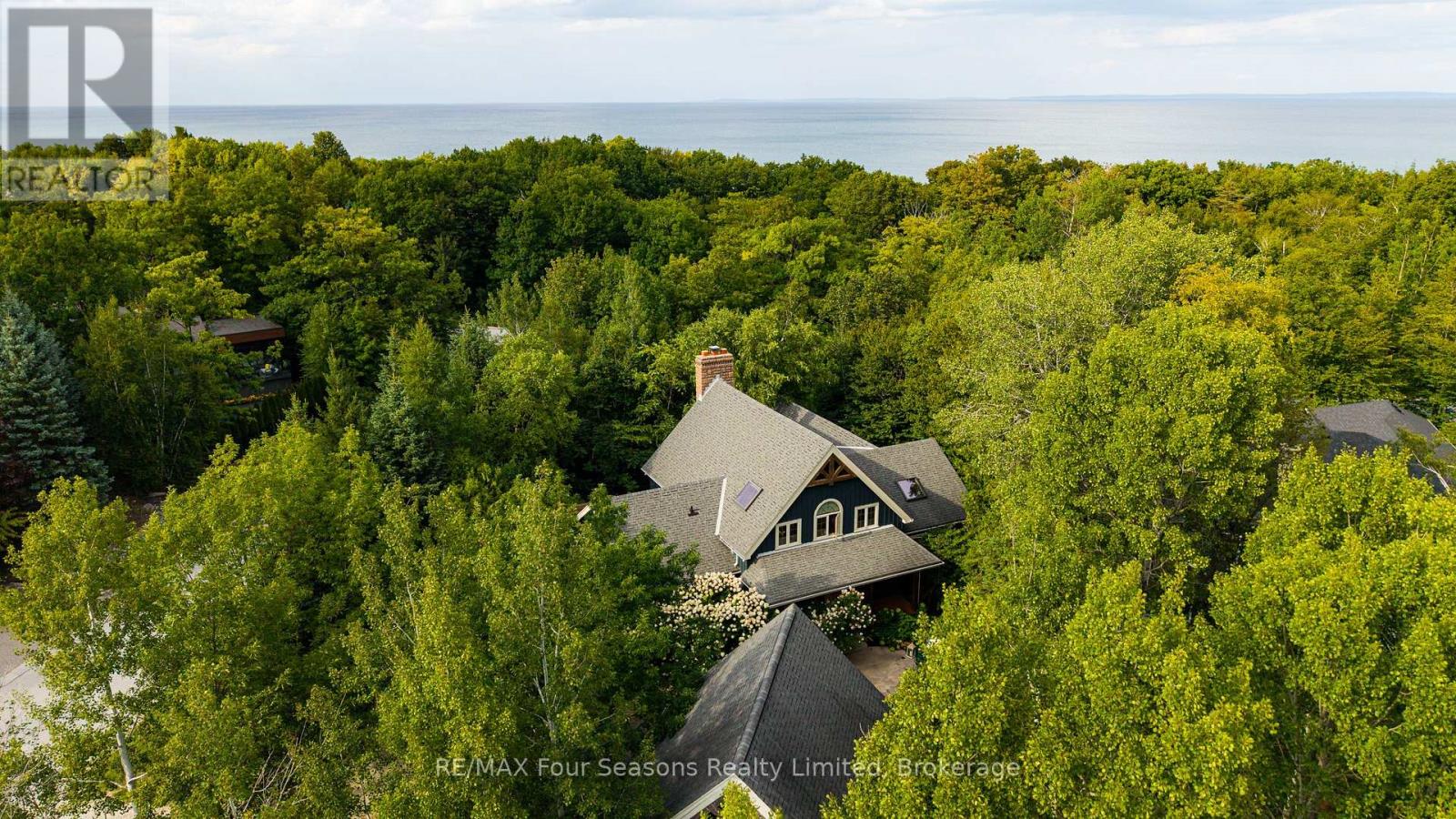 129 DAVOS DRIVE - Image 43