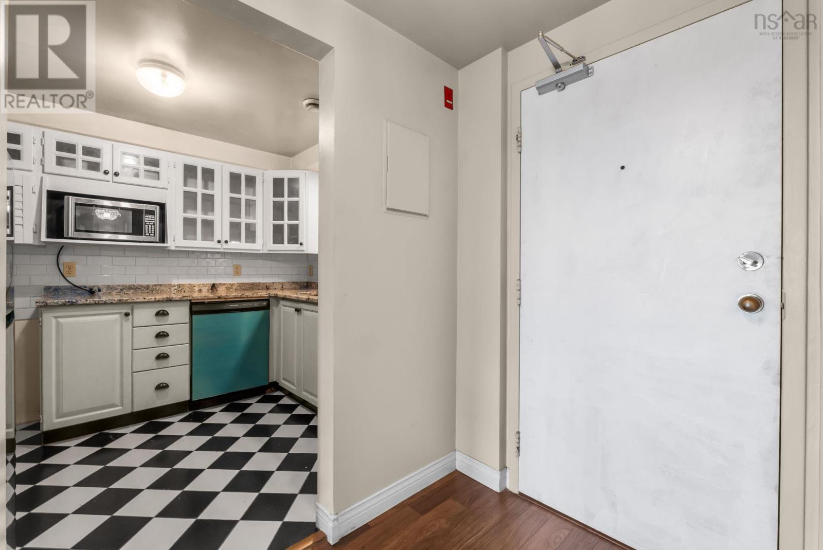 205 61 Nelsons Landing Boulevard, Bedford — photo 6