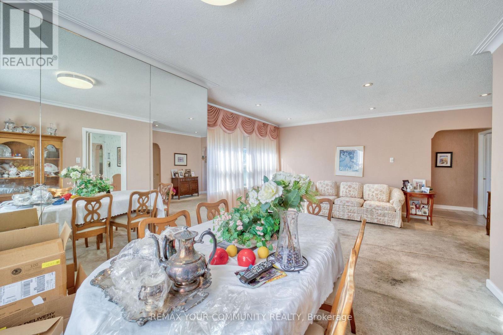 48 ALEXIS BOULEVARD - 10