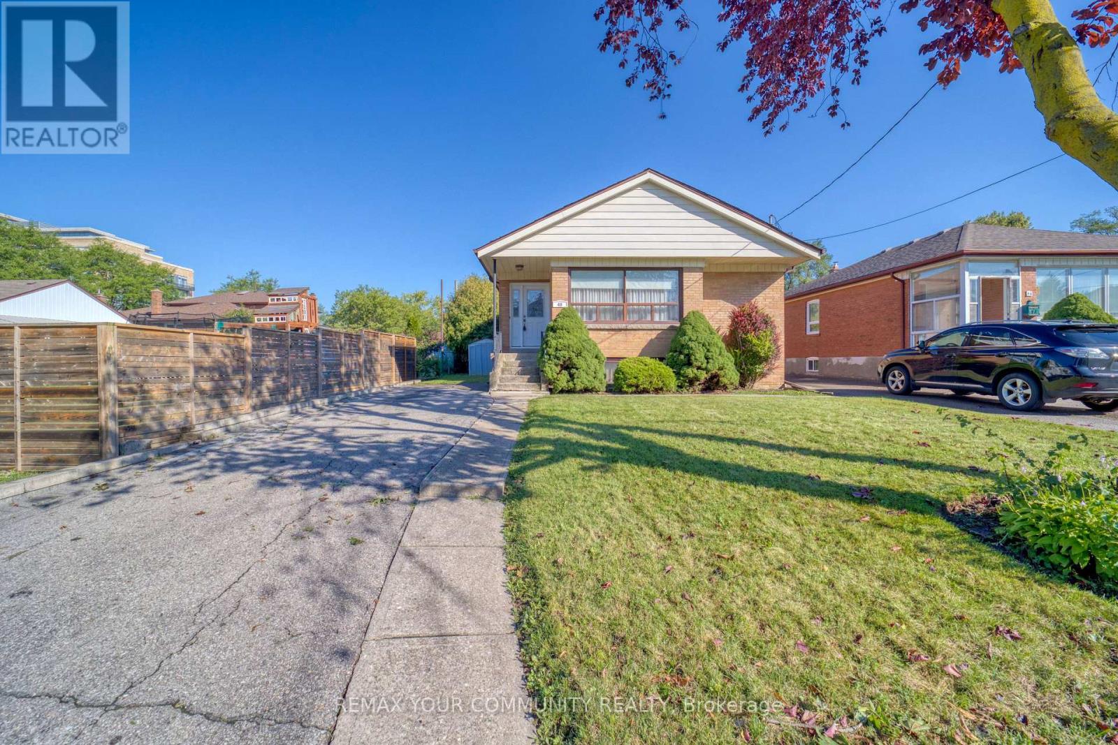 48 ALEXIS BOULEVARD - 47