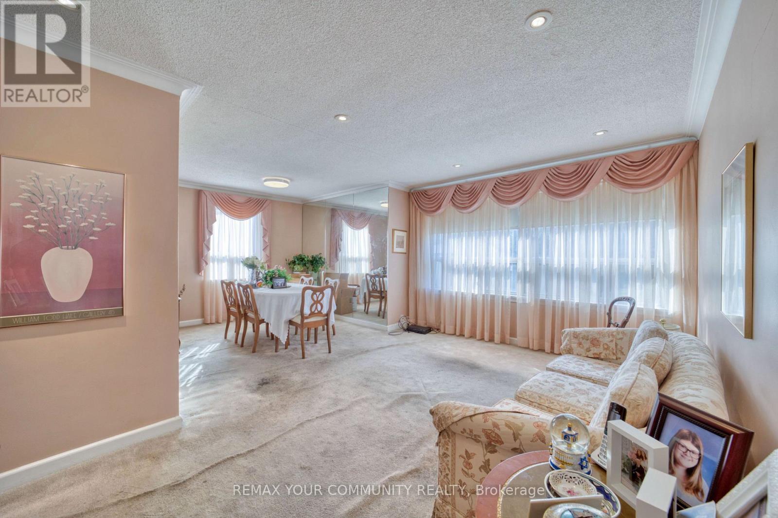 48 ALEXIS BOULEVARD - 7