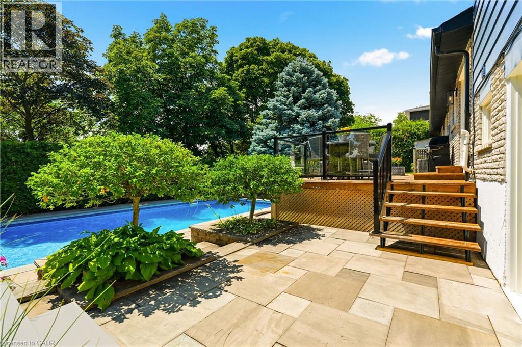 1281 LAKEVIEW Drive - Image 30