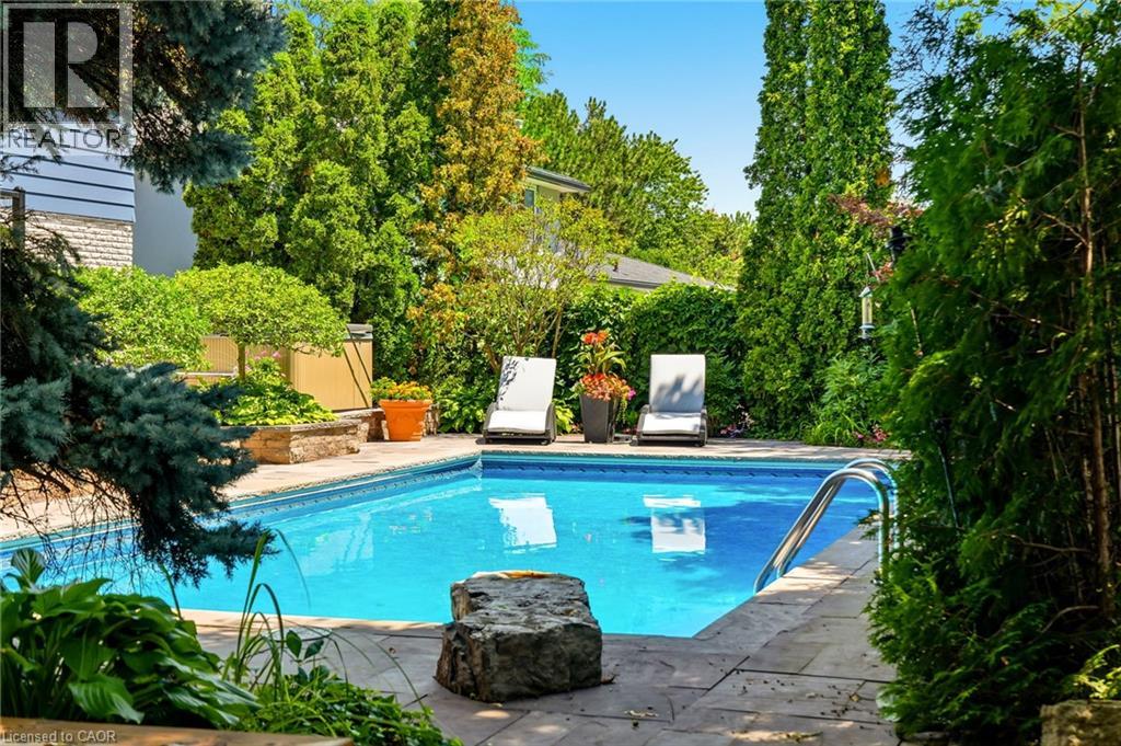 1281 LAKEVIEW Drive - Image 31