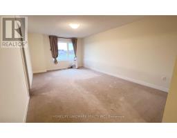 22 Donald Fleming Way, Whitby, ON L1R3J8 Photo 7