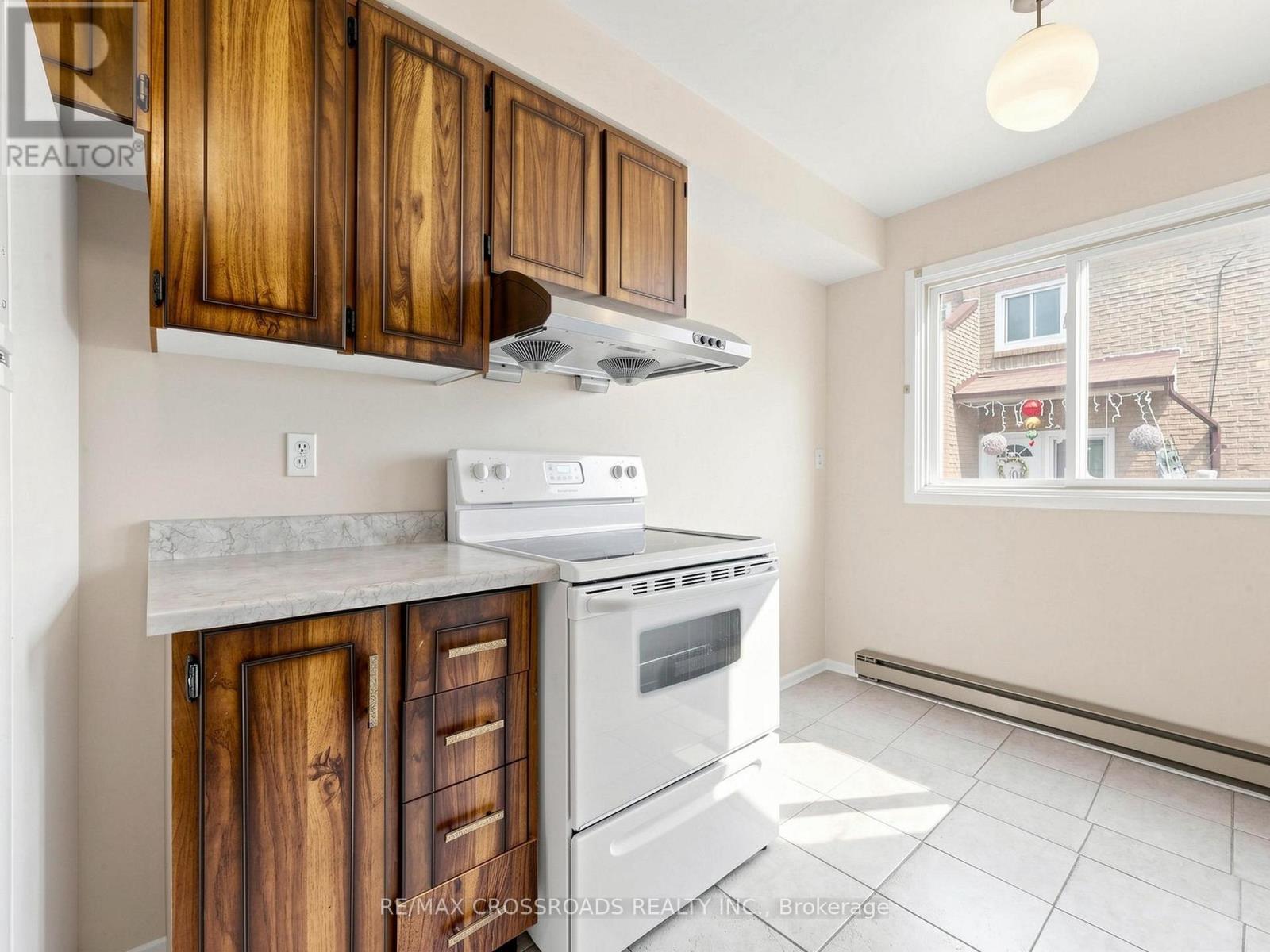 #95 50 SCARBOROUGH GOLF CLUB ROAD - 8