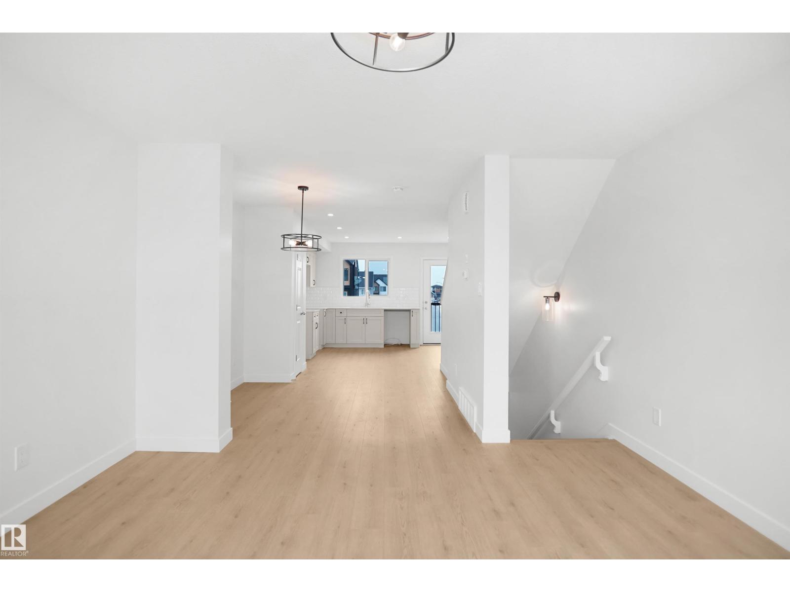 5137 RIVER'S EDGE WY NW, Edmonton, Alberta, T6M3B6, Edmonton, Alberta — photo 3 of 5