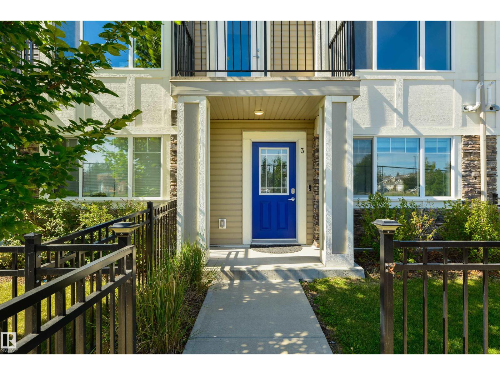 #3 11373 12 AV NW - 2