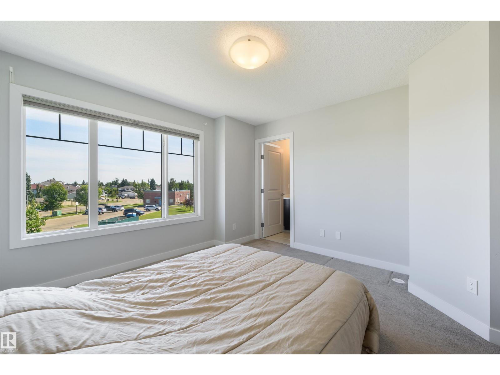 #3 11373 12 AV NW - 21