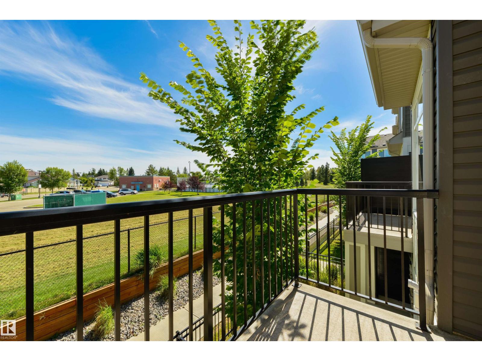 #3 11373 12 AV NW - 33