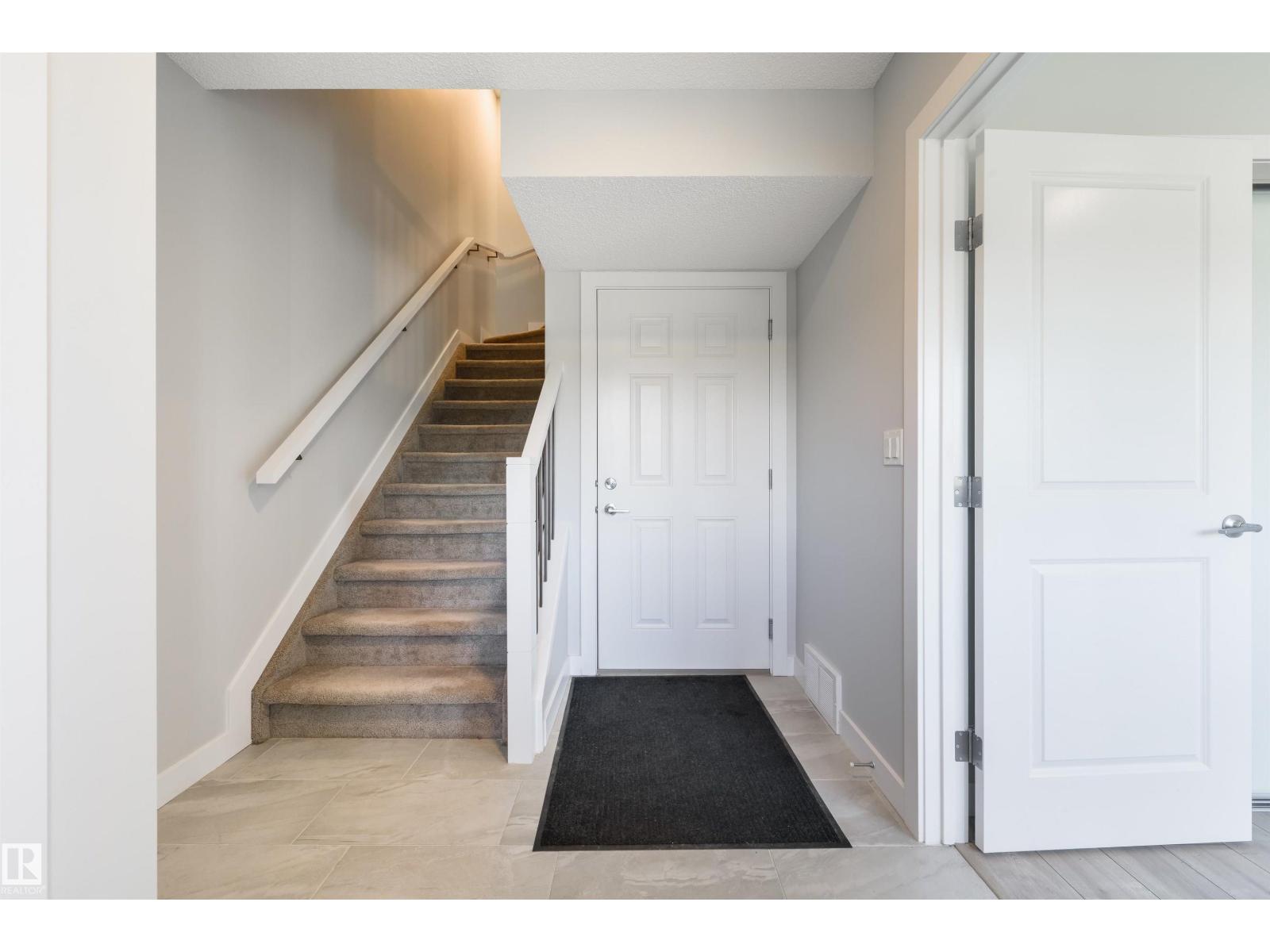 #3 11373 12 AV NW - Image 5