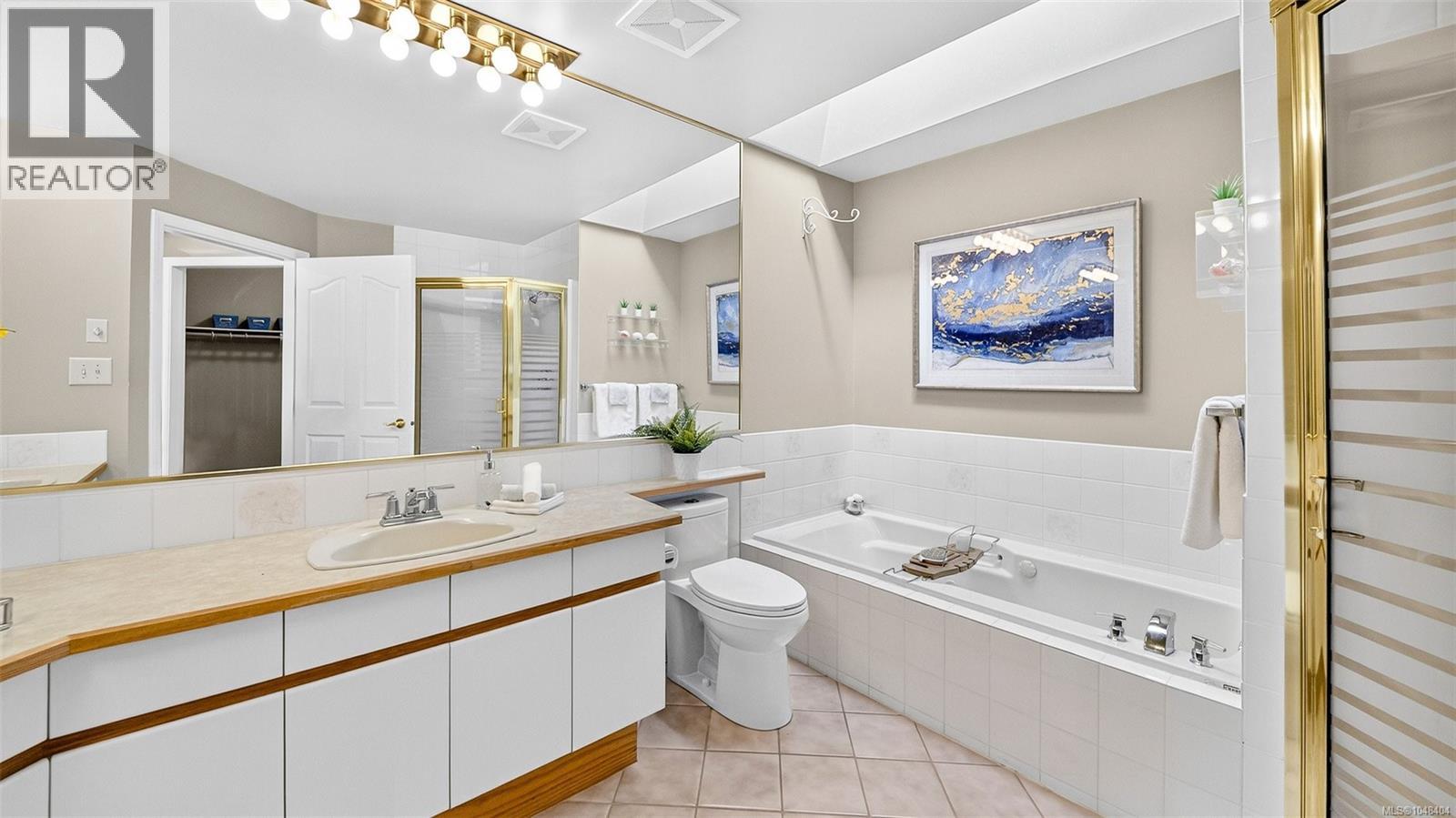 736 6880 Wallace Drive, Central Saanich