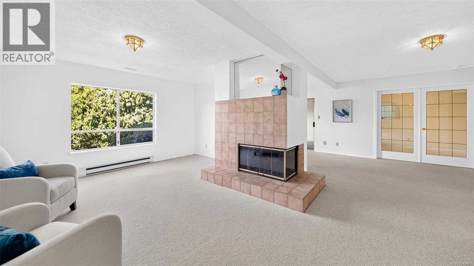736 6880 Wallace Drive, Central Saanich