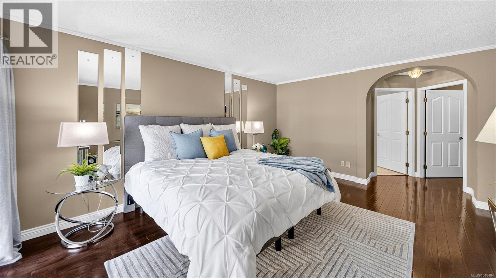 736 6880 Wallace Drive, Central Saanich