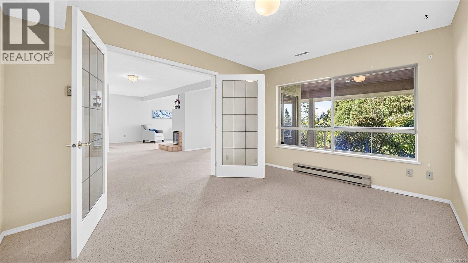 736 6880 Wallace Drive, Central Saanich