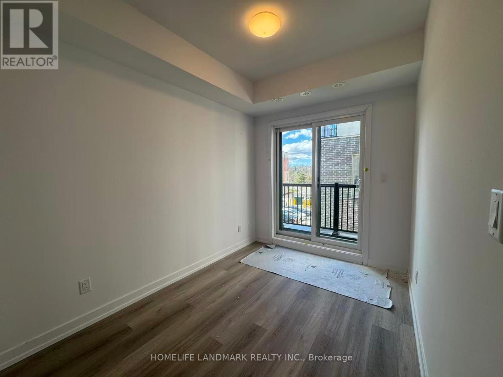 #311 5 BANCROFT LANE - 4