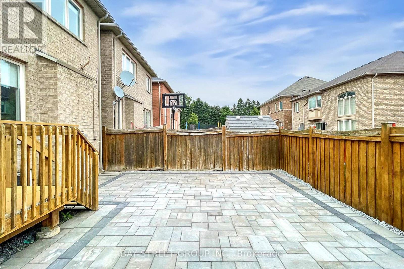 7 TUFO AVENUE - 23