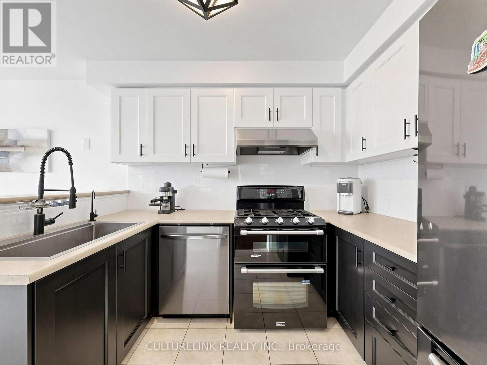 114 DUFFIN DRIVE - 16