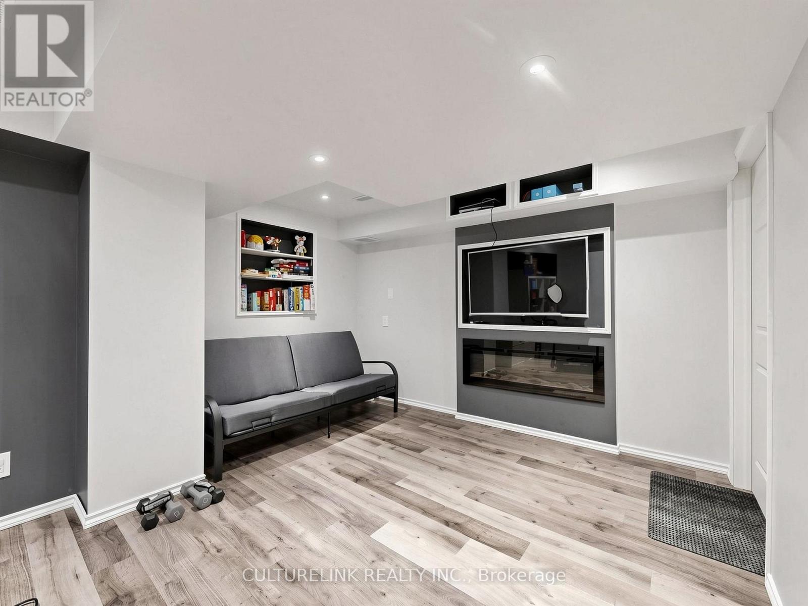 114 DUFFIN DRIVE - Image 45