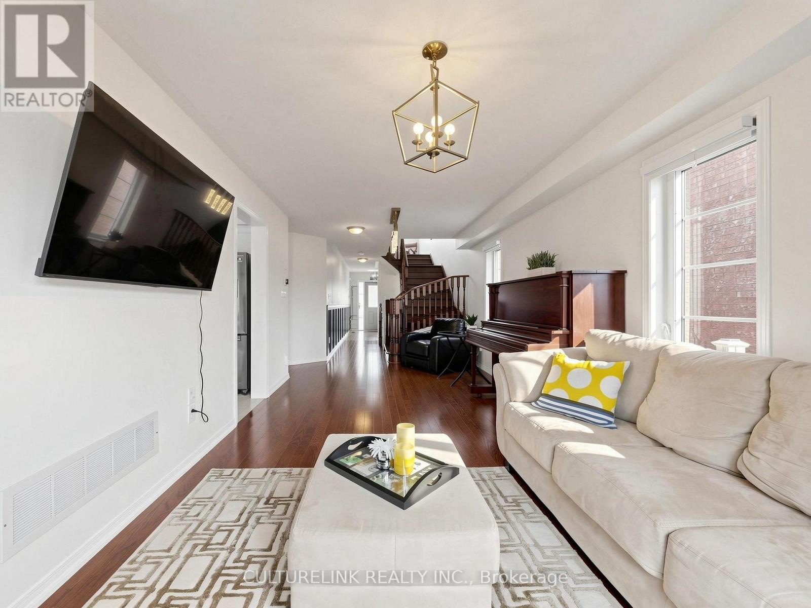 114 DUFFIN DRIVE - 5