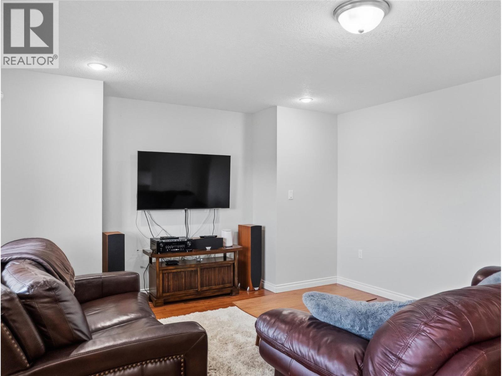 8705 19A Street - 14
