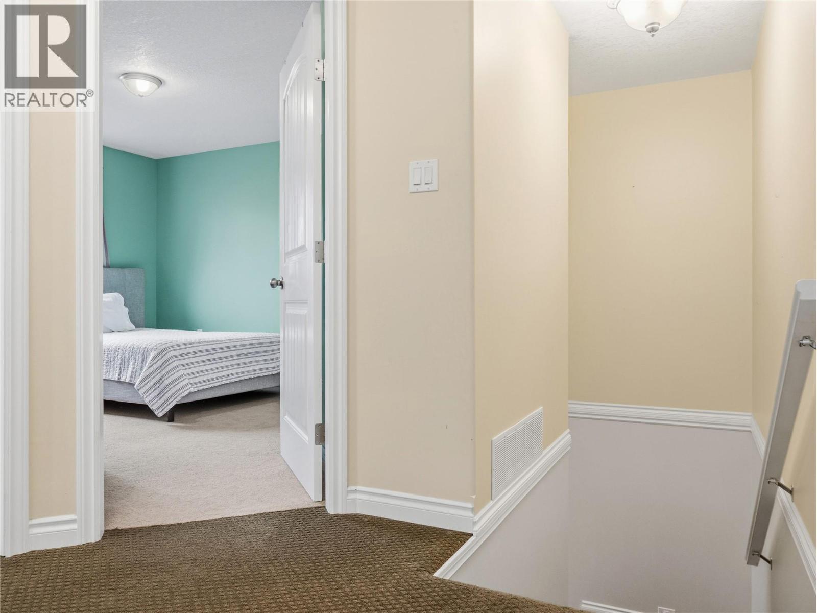 8705 19A Street - 44