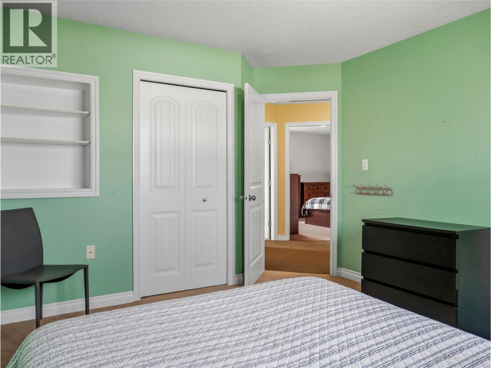 8705 19A Street - 47