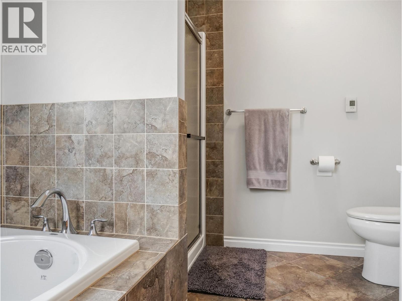 8705 19A Street - Image 23