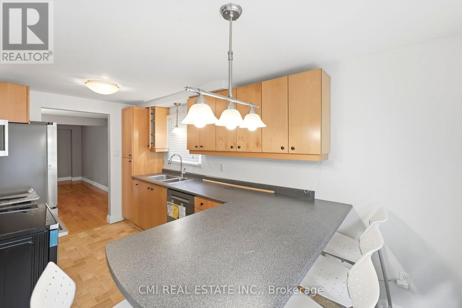 155 FOXHUNT ROAD - 12