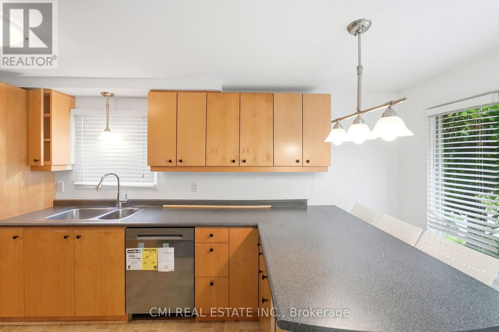 155 FOXHUNT ROAD - 14