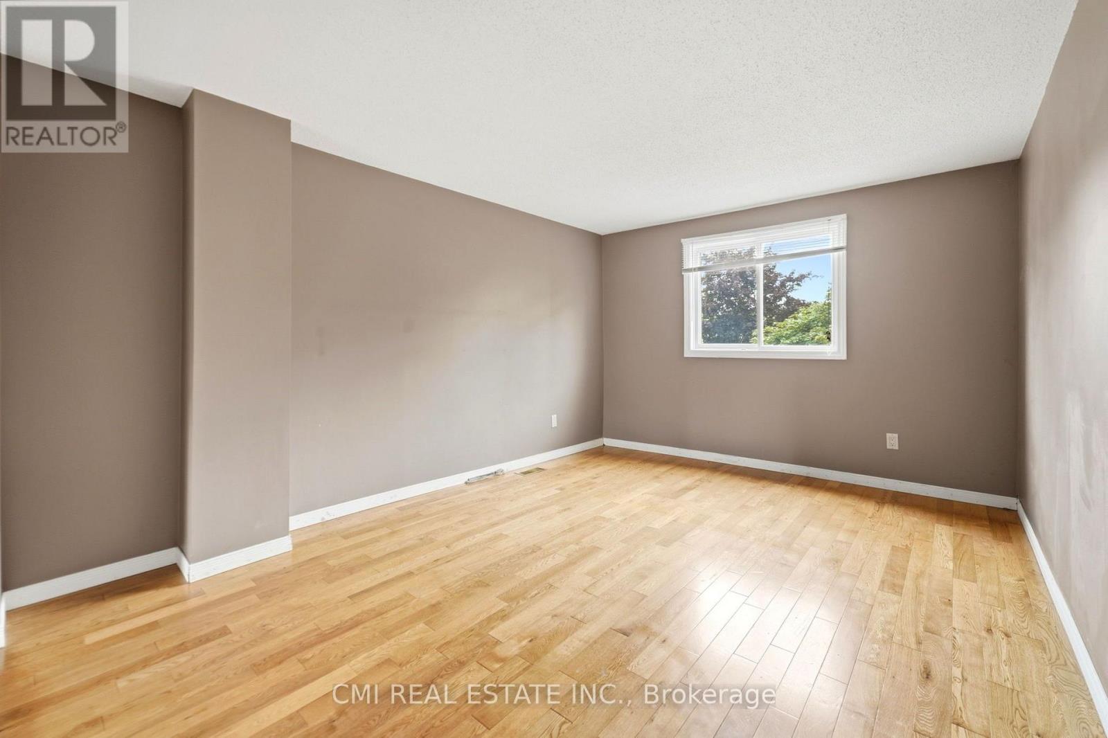 155 FOXHUNT ROAD - 19
