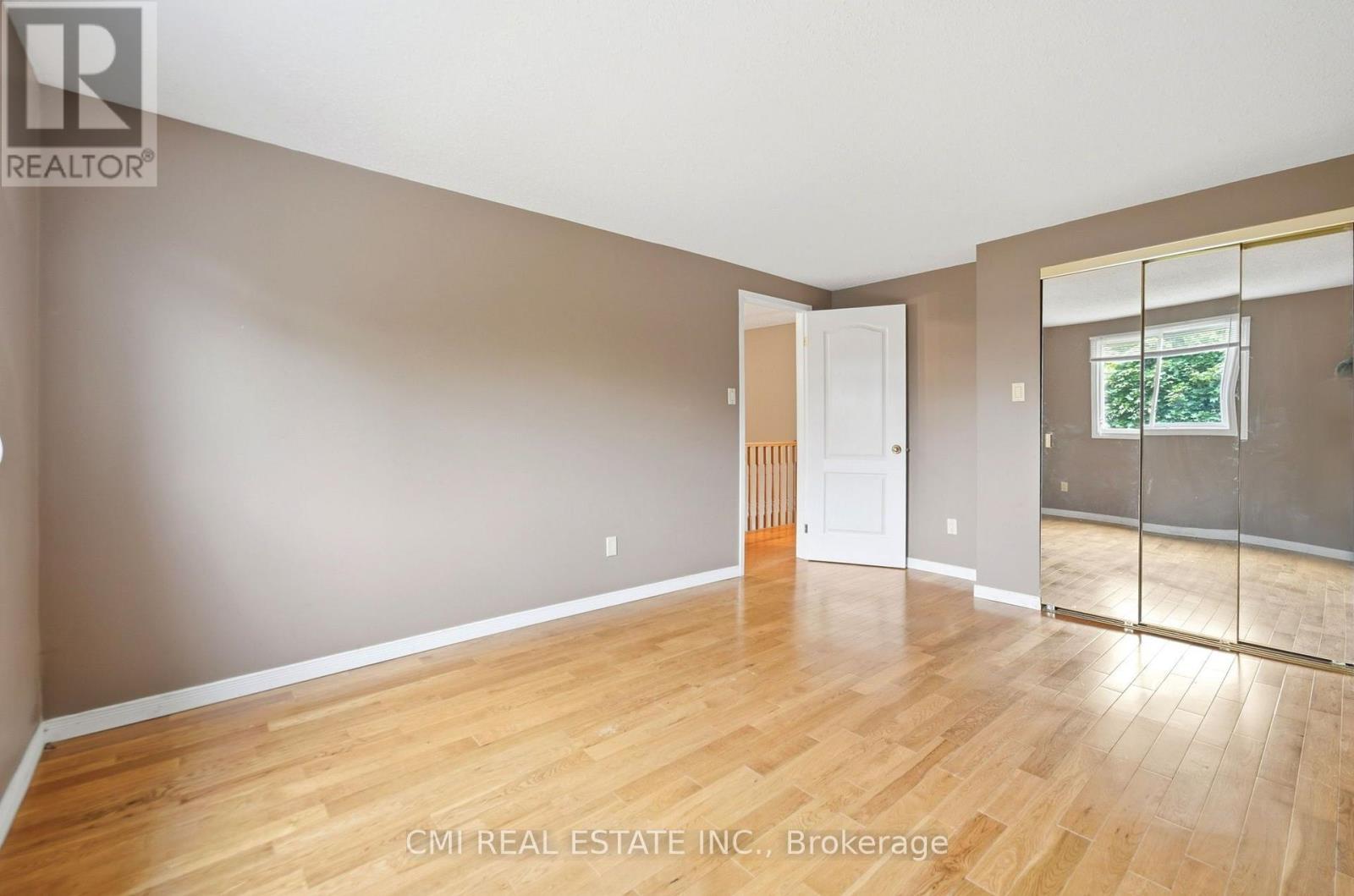 155 FOXHUNT ROAD - 21
