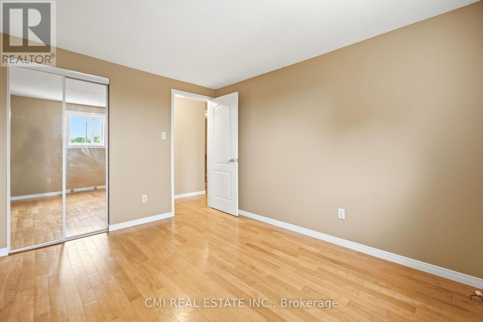 155 FOXHUNT ROAD - 28
