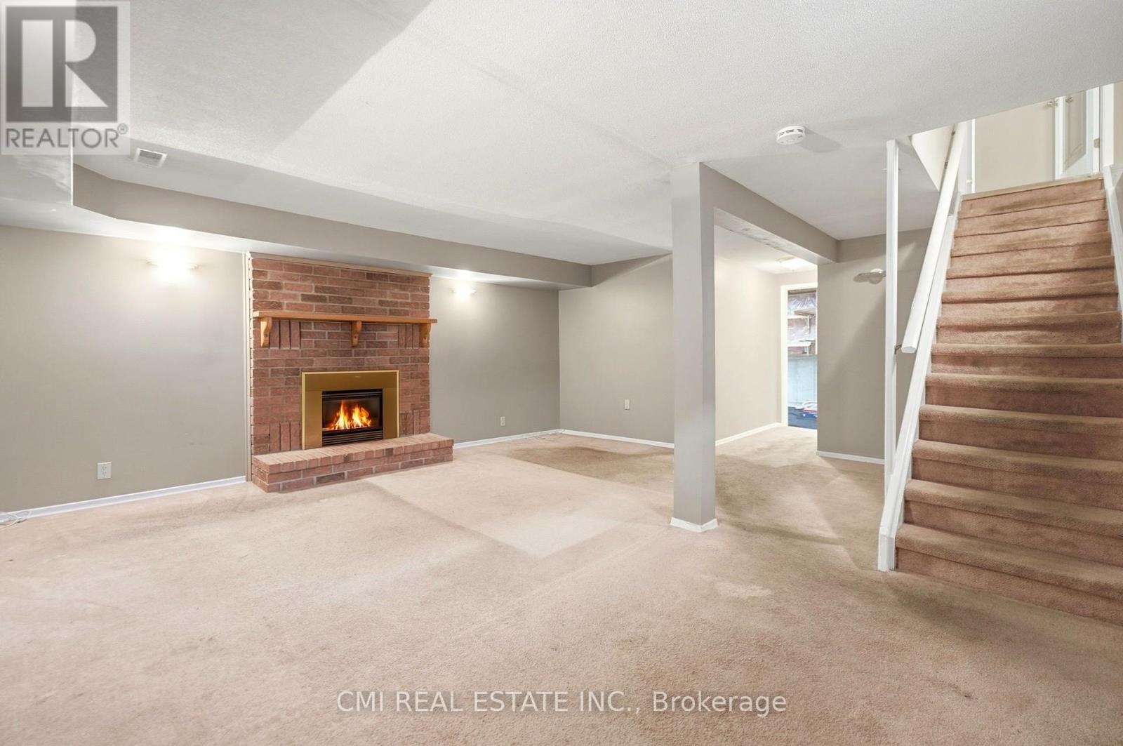 155 FOXHUNT ROAD - 34