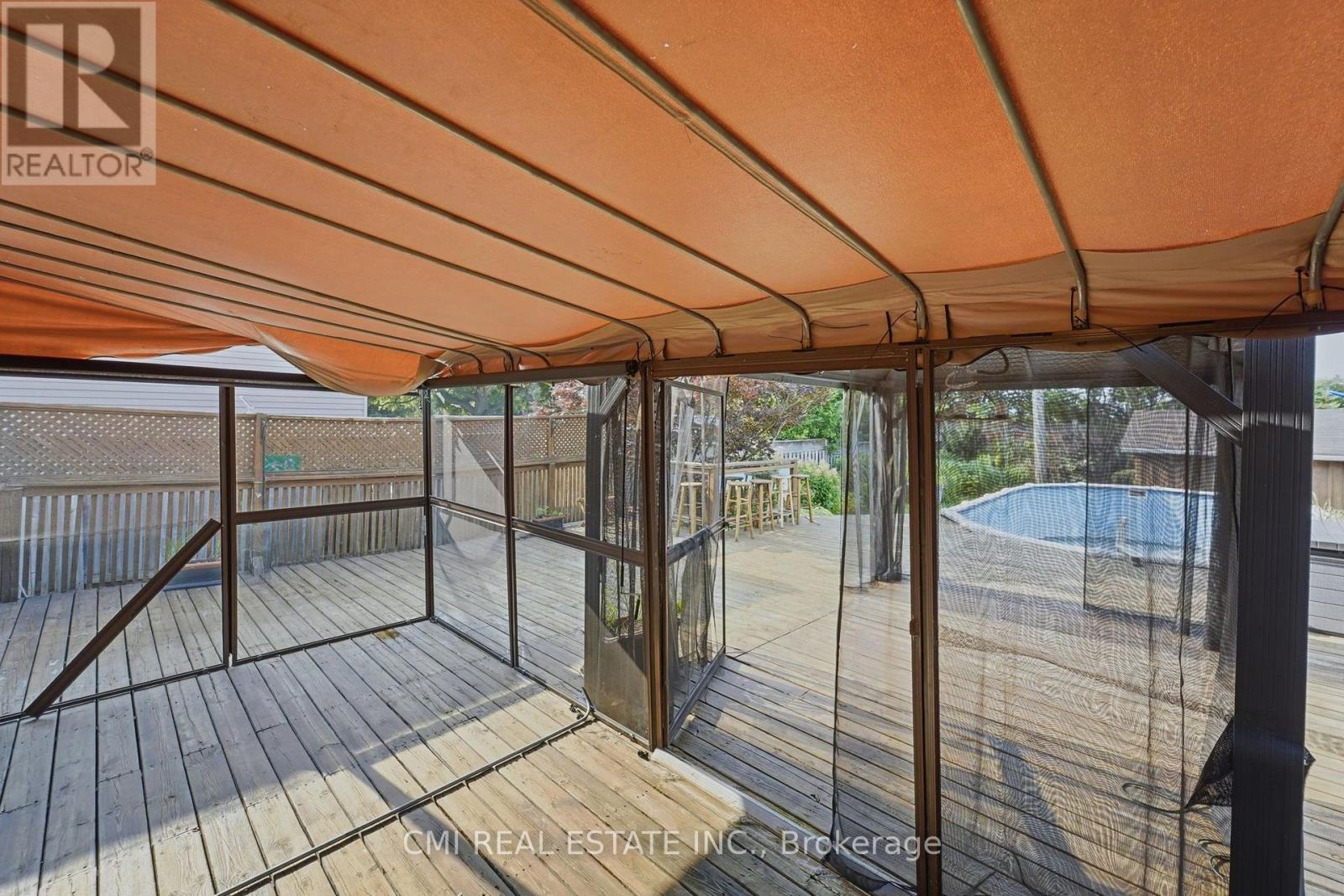 155 FOXHUNT ROAD - 38