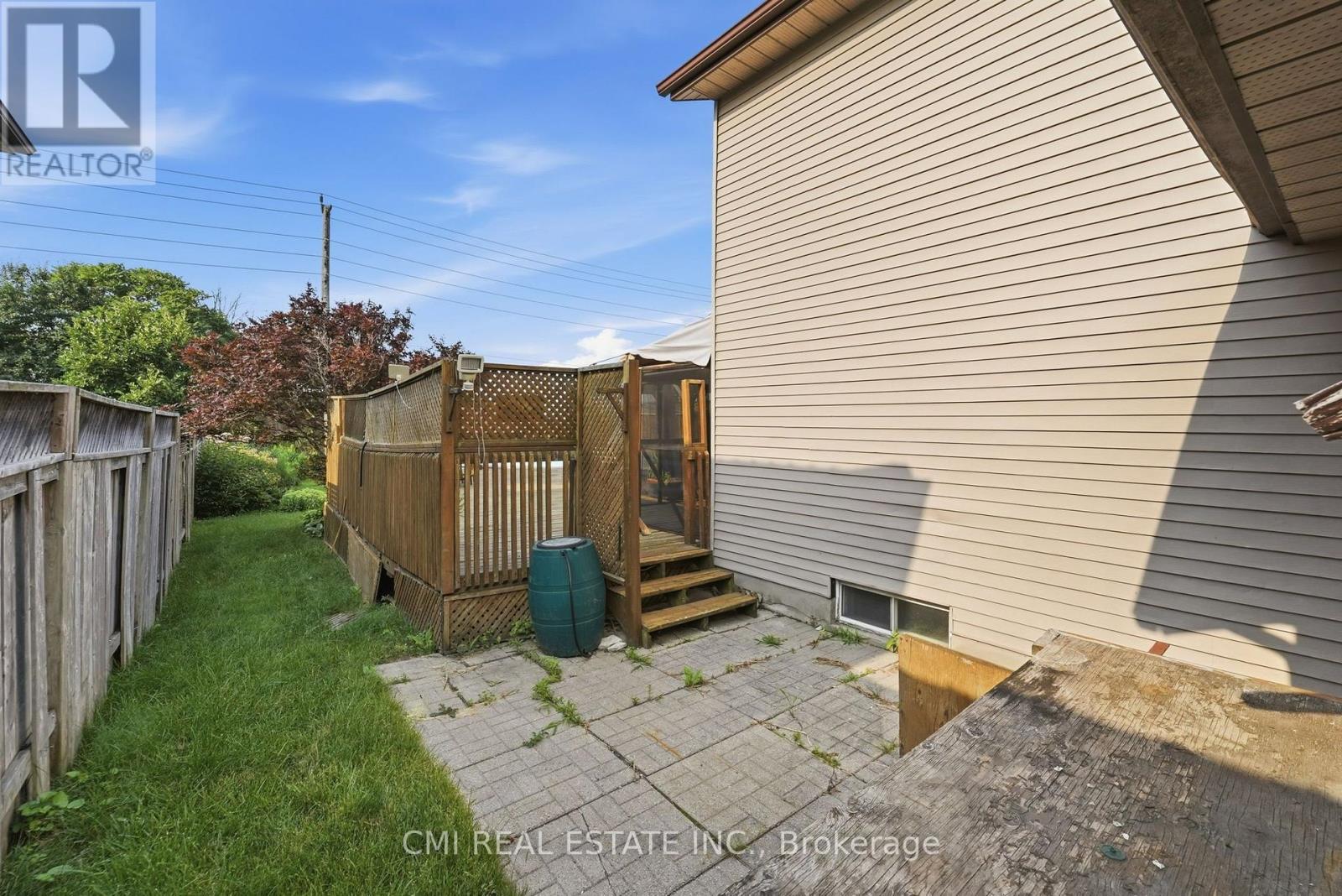 155 FOXHUNT ROAD - 40