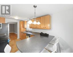 155 Foxhunt Road, Waterloo, ON N2K2R8 Photo 10