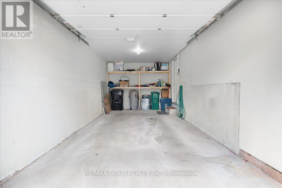 #2 465 COLUMBIA STREET W - Image 38