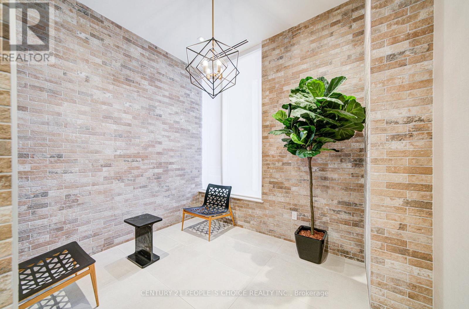 #703 212 King William Street, Hamilton (Beasley), Ontario, L8R3P2, Hamilton (Beasley), Ontario — photo 5 of 5