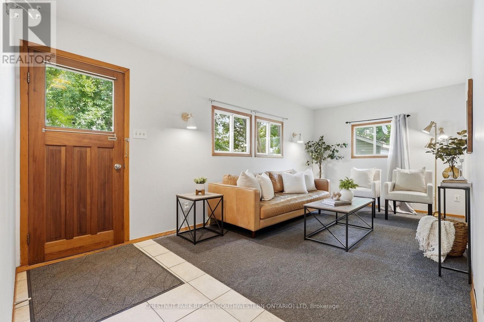 132 SPADINA ROAD E - 16