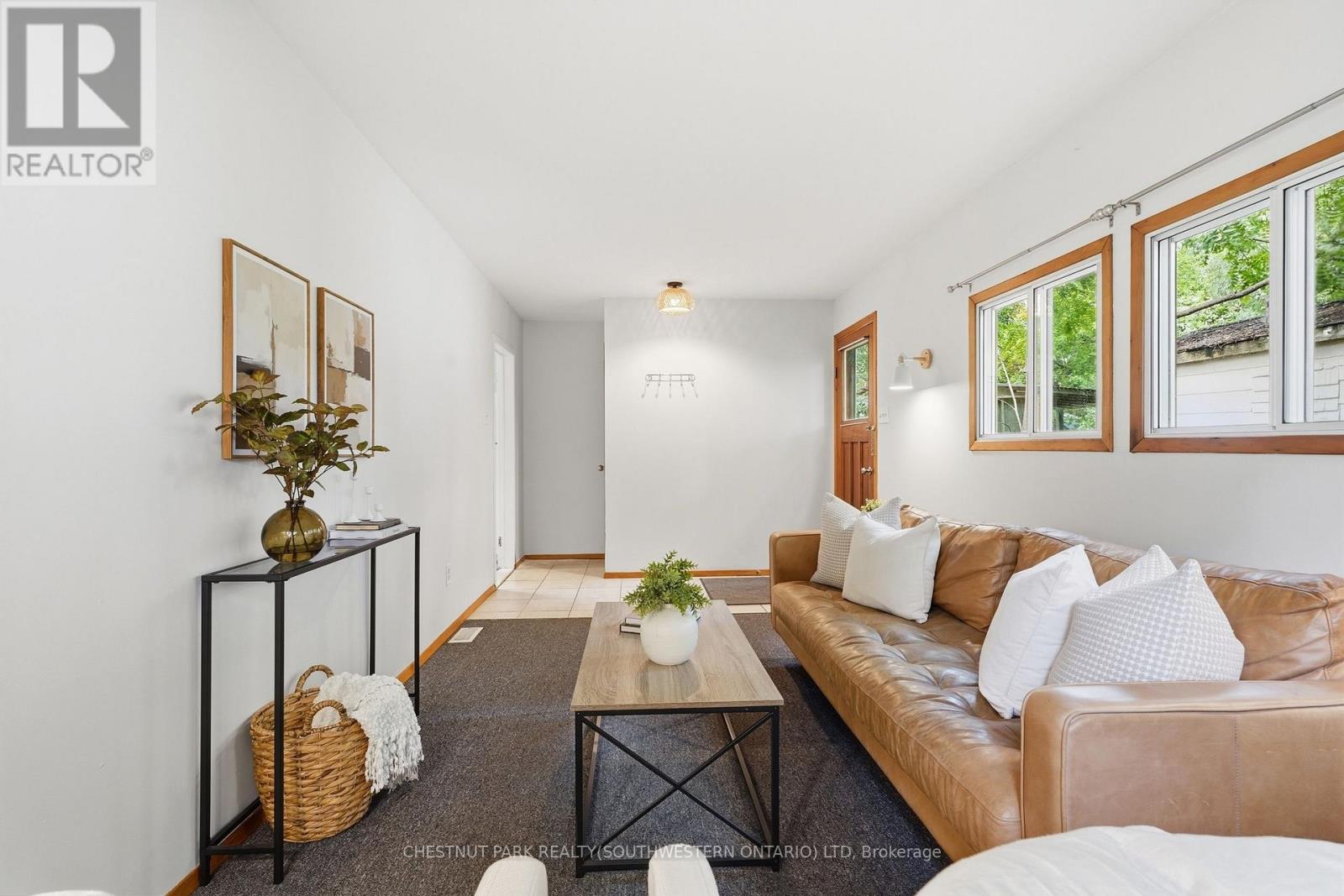 132 SPADINA ROAD E - 17