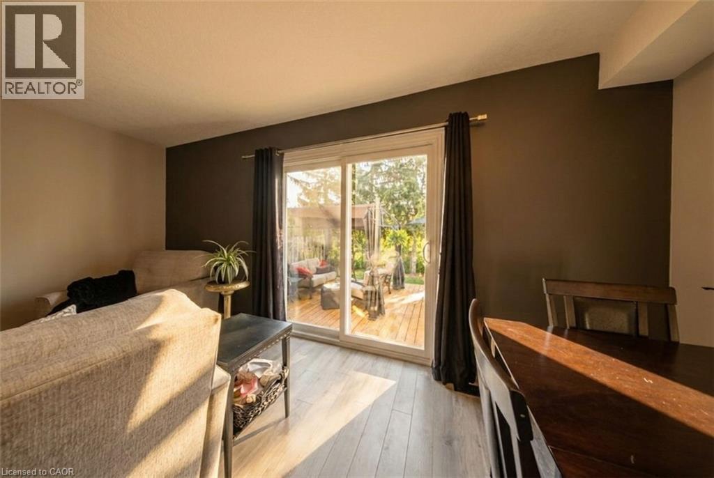 #21 30 IMPERIAL Road S - Image 13