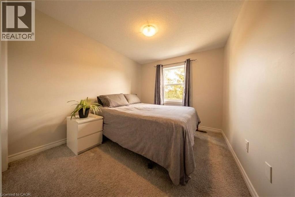 #21 30 IMPERIAL Road S - Image 19