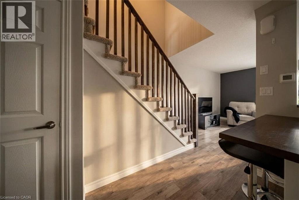 #21 30 IMPERIAL Road S - Image 7