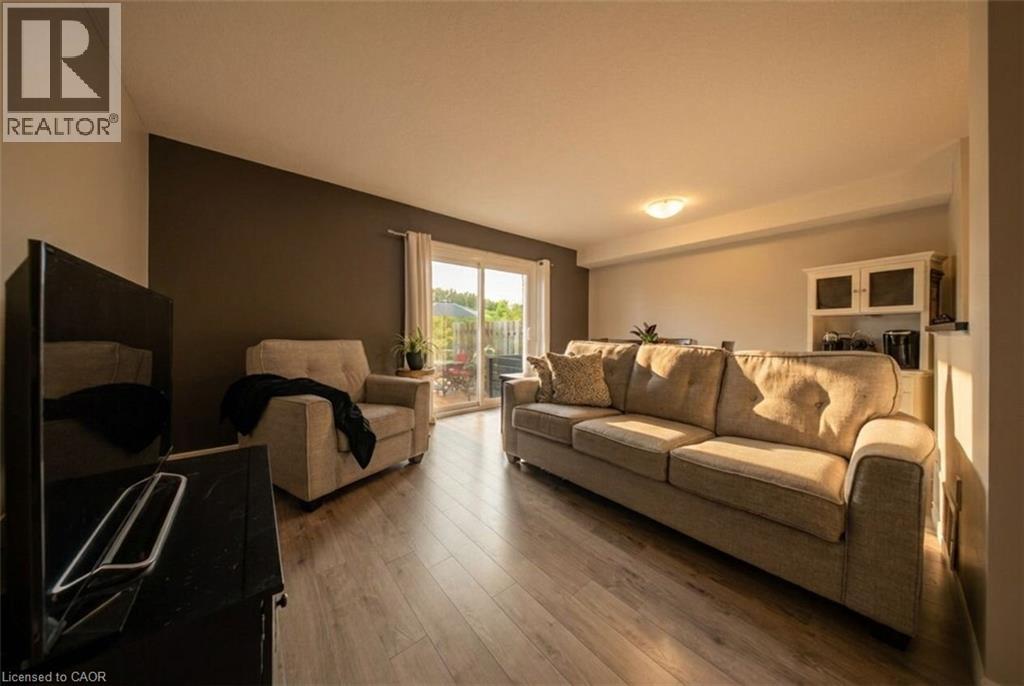 #21 30 IMPERIAL Road S - Image 9