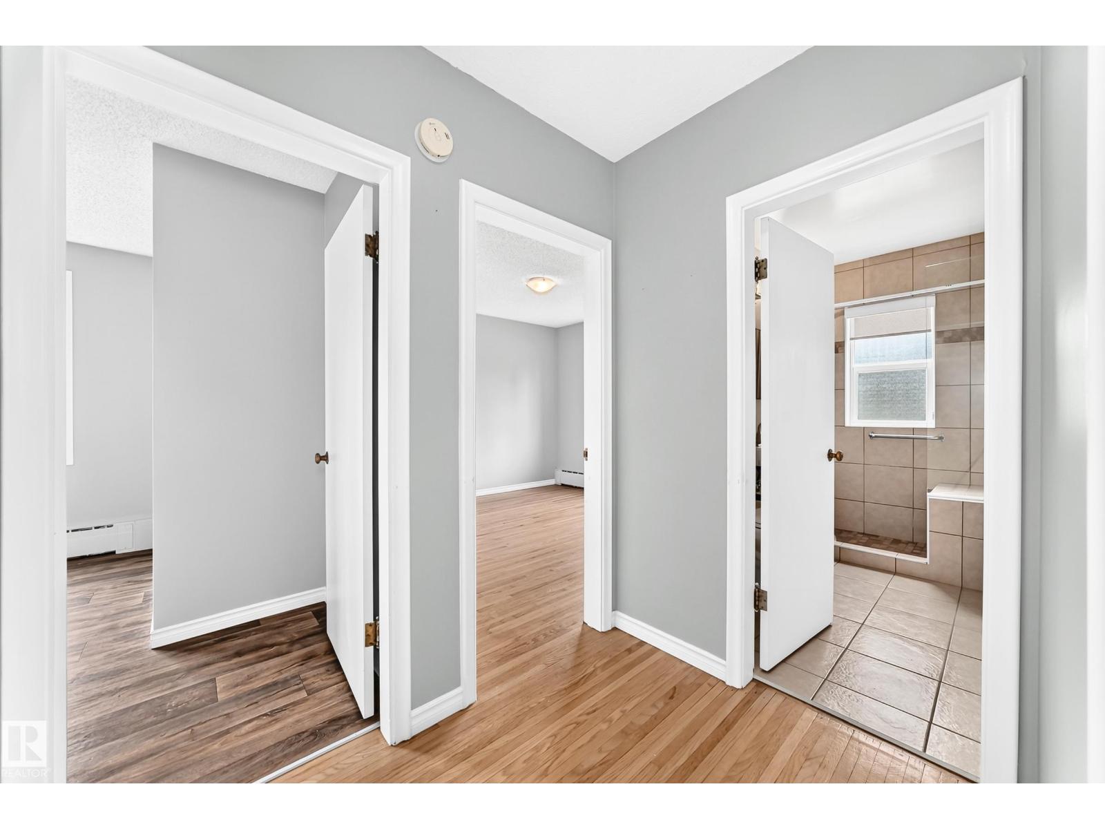 #8 7317 118 ST NW - 21