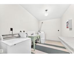 #8 7317 118 St Nw, Edmonton, AB T6G1S5 Photo 32
