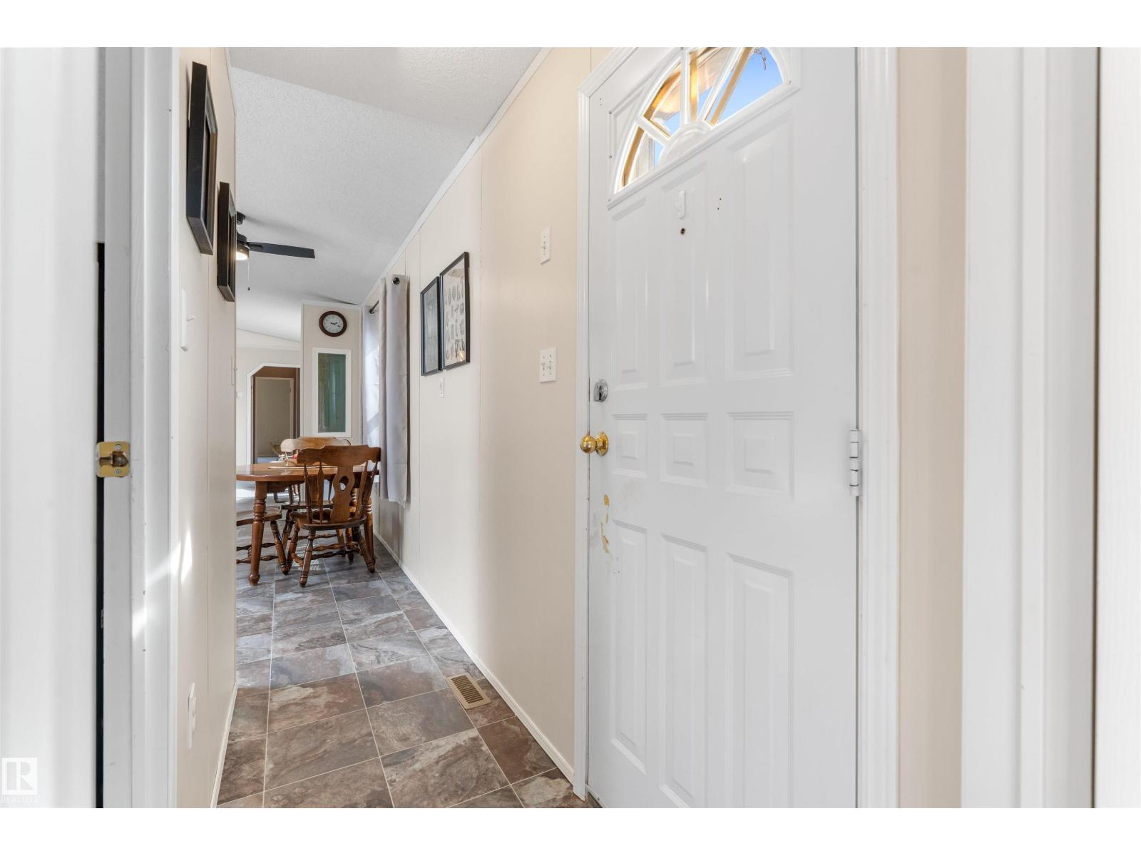 #116 3400 48 ST - 12