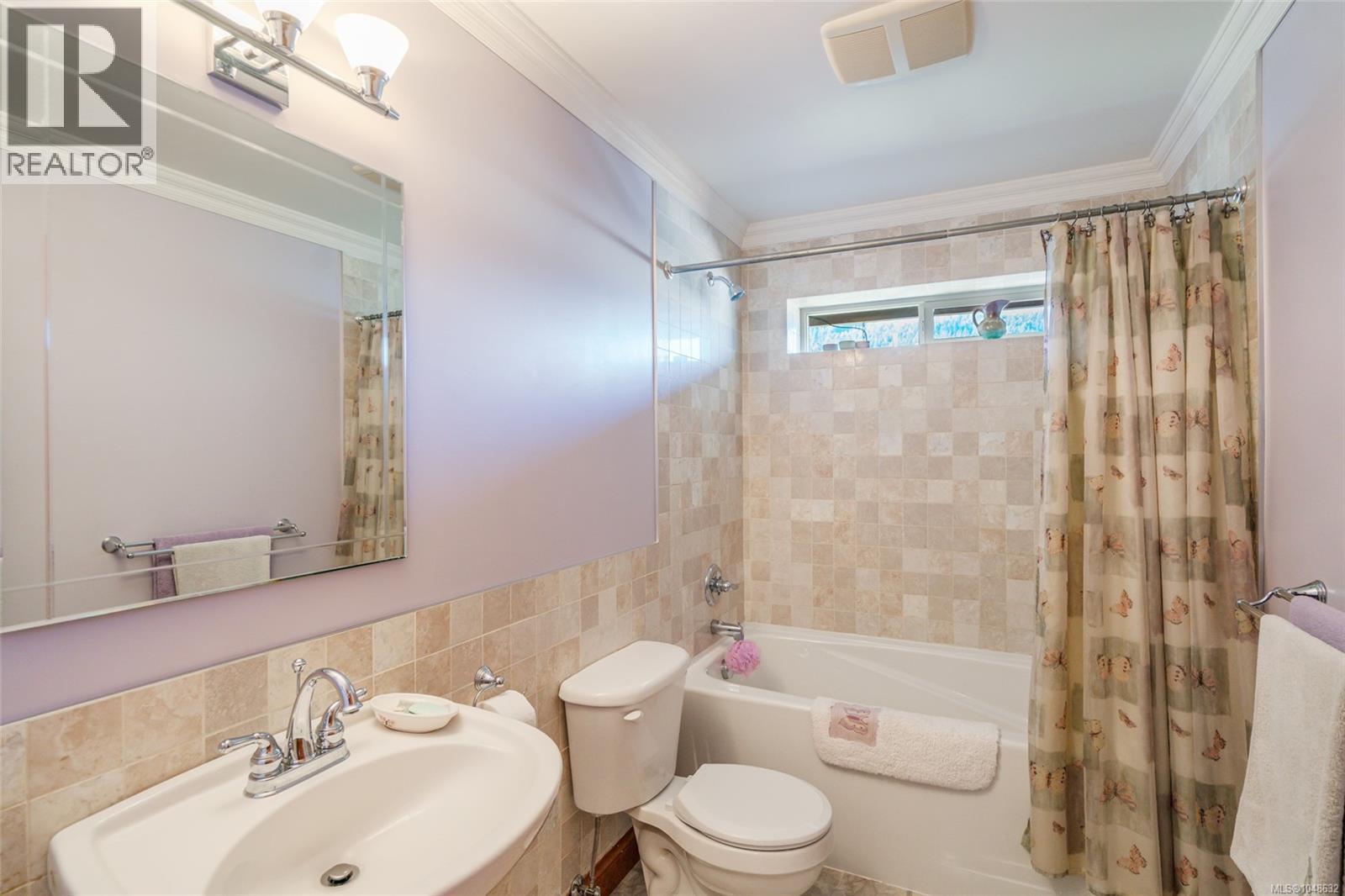 526 Douglas Pl - 30